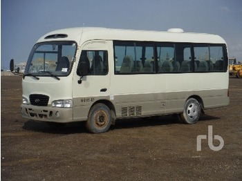 Hyundai 26 Passenger 4X2 - Autobús