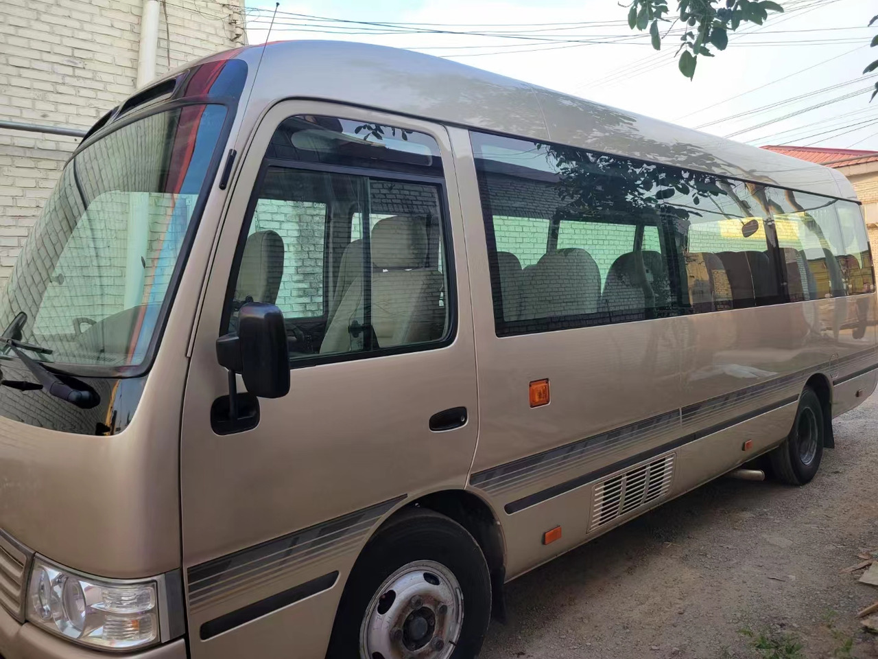 Minibús, Furgoneta de pasajeros TOYOTA Coaster city bus passenger bus van coach: foto 3