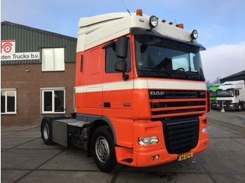 DAF FT XF105.460 SPACE CAB / AIRCO / AUTOMAAT  - Cabeza tractora