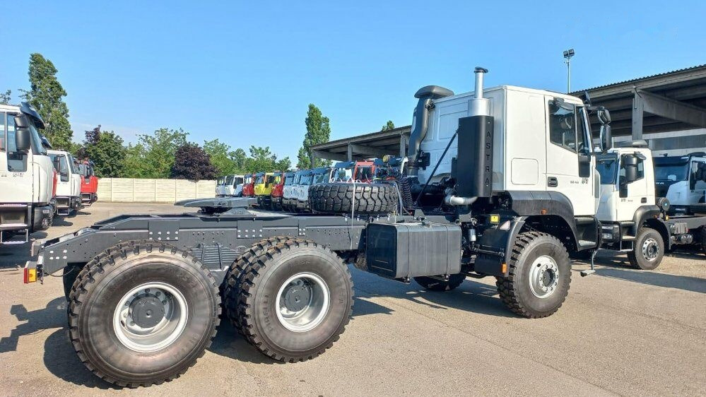 Cabeza tractora nuevo IVECO ASTRA HD9 66.48T 12.9L TURBO DIESEL TRACTOR 121 TONS GCW: foto 2