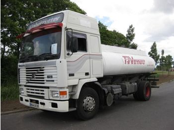 Volvo F10 4X2 - Camión cisterna