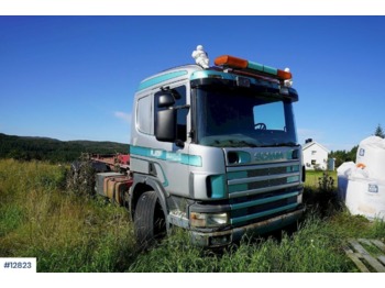Camión multibasculante Scania P124