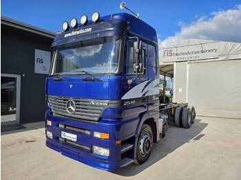 Camión chasis Mercedes-Benz Actros 2548 6x2 chassis - V8: foto 1