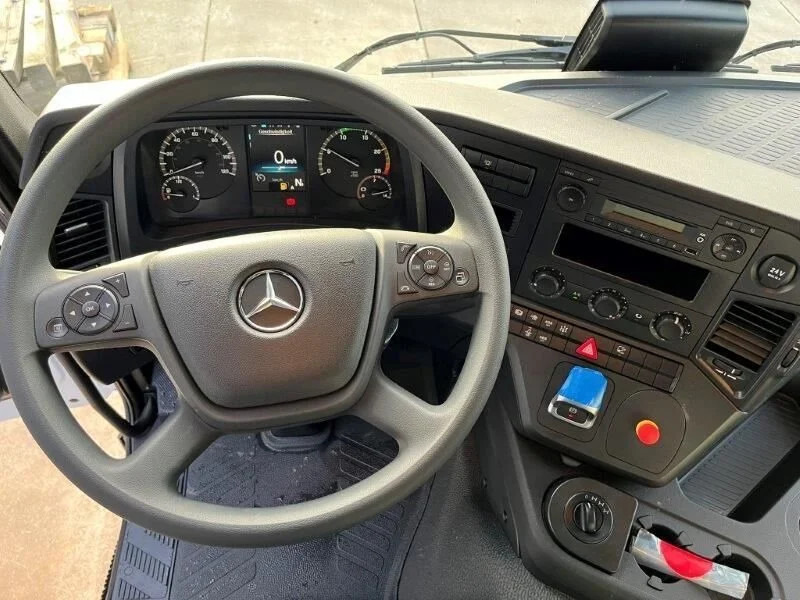Camión chasis nuevo Mercedes-Benz Arocs 4040 A 6x6 Chassis Cabin (5 units): foto 15