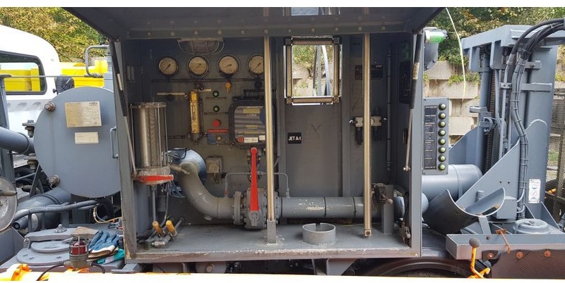 Camión cisterna para transporte de combustible Mitsubishi Jet-A1 Fuel Dispenser, 4 Stück Atcomex/Faudi: foto 9