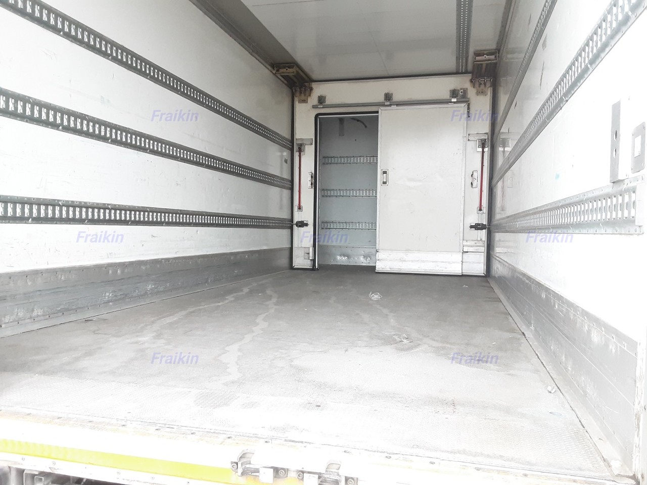 Camión frigorífico para transporte de alimentos RENAULT MIDLUM FRIGO MIDLUM 220.14 BITEMPERATURA: foto 3