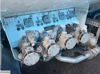 Camión cisterna Renault Premium 280 Dxi Fuel, Damage Truck, 11.000 Liter: foto 4