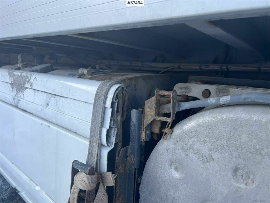 Camión frigorífico Scania P230DB4x2HLB Refrigerated truck: foto 43