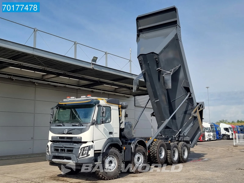 Camión volquete nuevo Volvo FMX 460 10X4 50T payload | 30m3 Tipper | Mining dumper: foto 3