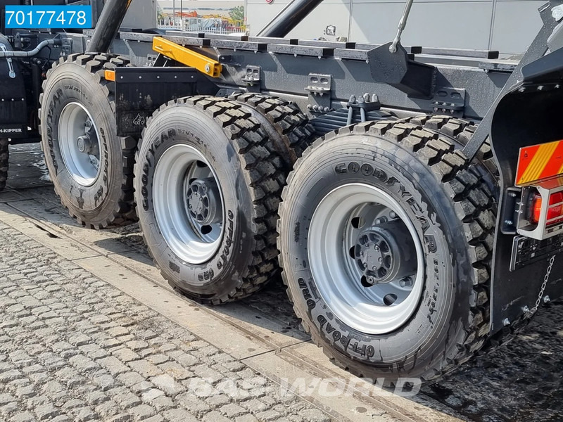 Camión volquete nuevo Volvo FMX 460 10X4 50T payload | 30m3 Tipper | Mining dumper: foto 13
