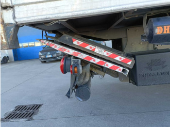 Dhollandia - Trampilla elevadora