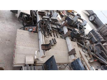  SPONDA IDRAULICA DHOLLANDIA Retrattile Daily passo 4750 - Trampilla elevadora