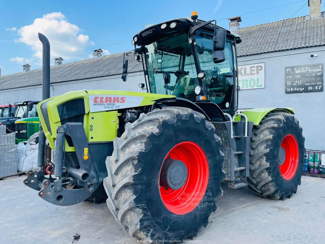 Tractor Claas XERION 3800: foto 2