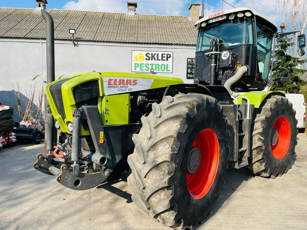 Tractor Claas XERION 3800: foto 8