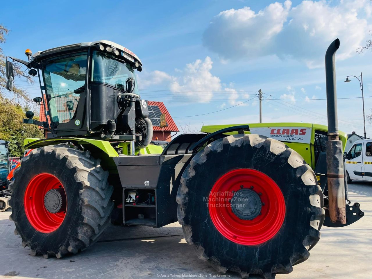 Tractor Claas XERION 3800: foto 3