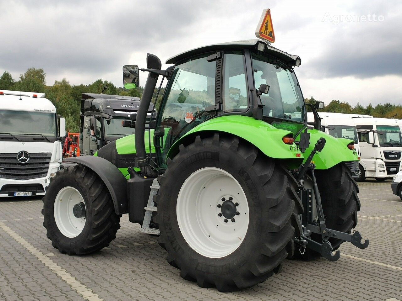 Tractor Deutz-Fahr Agrotron M620: foto 10