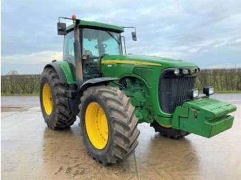 Tractor John Deere 8320: foto 1