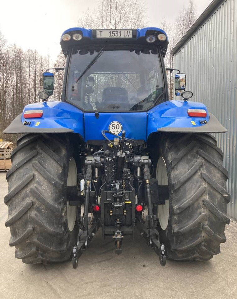 Tractor New Holland T 8.320 AC: foto 9