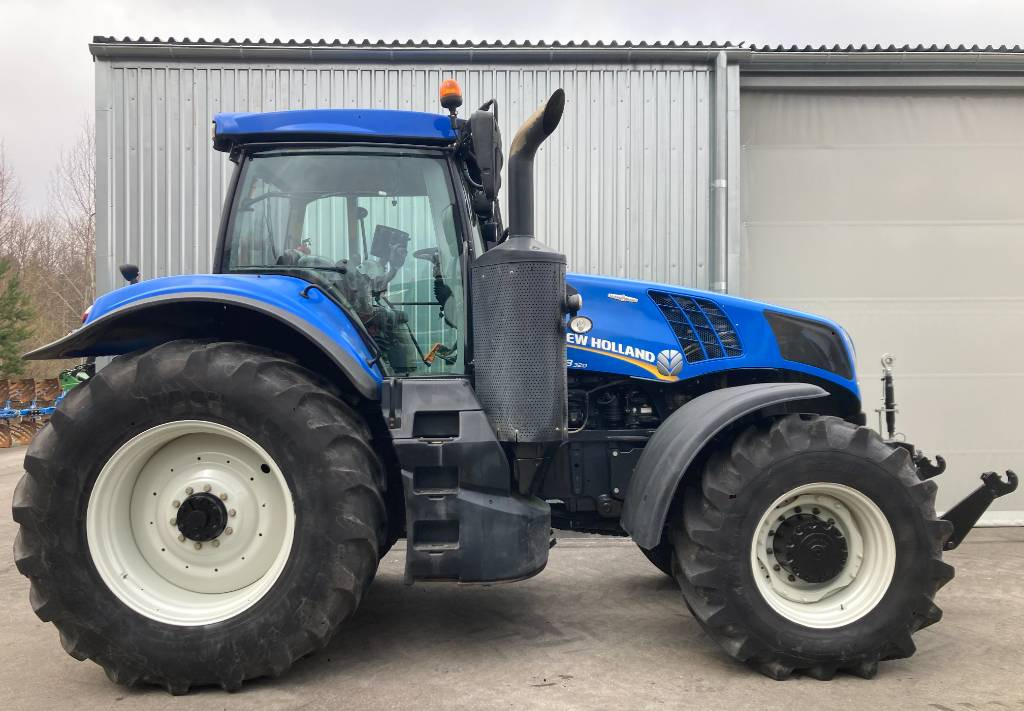 Tractor New Holland T 8.320 AC: foto 2