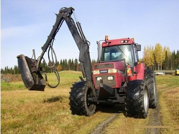 Case Magnum 7110 m/kantklipper - Tractor