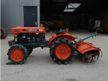 Kubota B60004X4 - Tractor