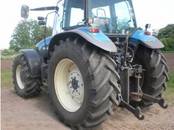 New Holland New Holland 8560 - Tractor