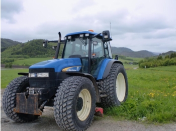 New Holland TM 155 - Tractor