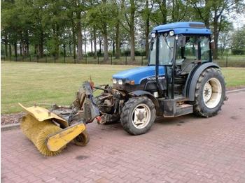 New Holland TN75N 4x4 - Tractor