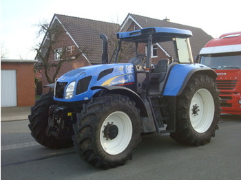 New Holland TVT 190 *Fronthydraulik*Unfall* - Tractor