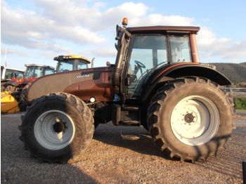 VALTRA T121H - Tractor