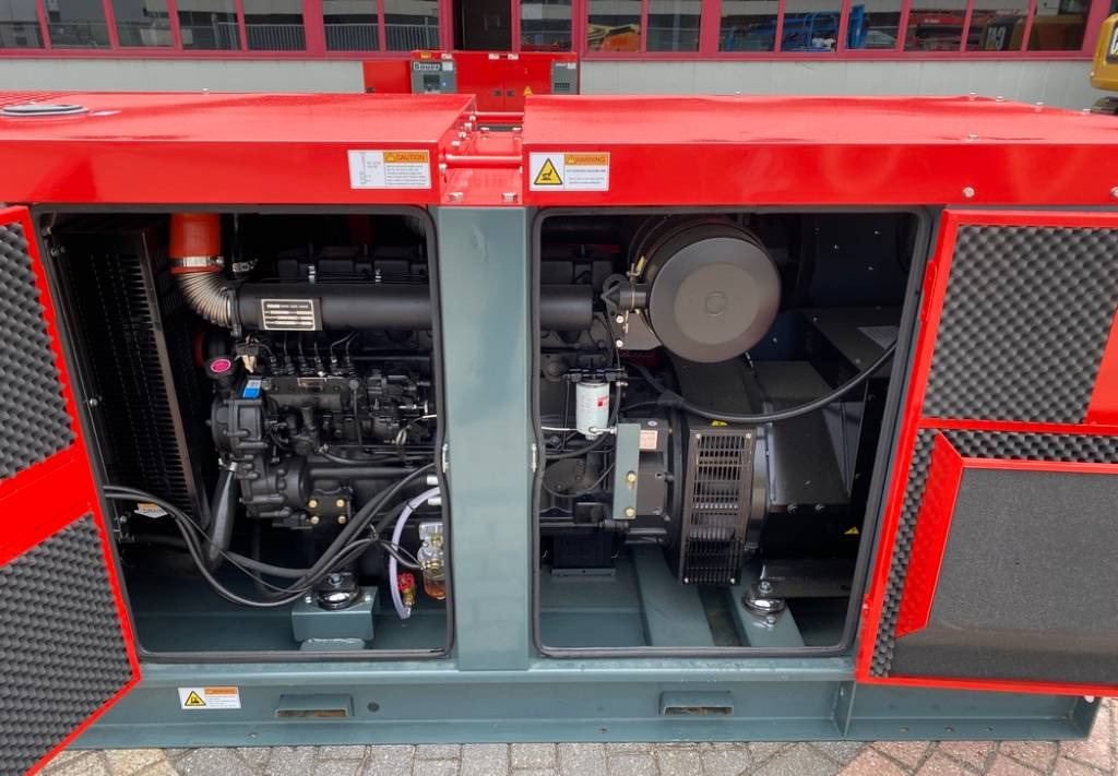 Generador industriale Bauer GFS-120KW ATS 150KVA Diesel Generator 400/230V NEW: foto 9