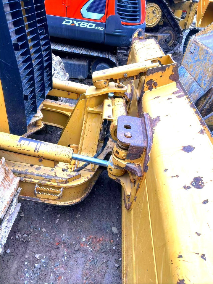 Bulldozer Caterpiller used bulldozer CAT D5K used crawler bulldozer for cheap price: foto 8