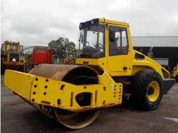 Bomag BW216D-4 - Compactador