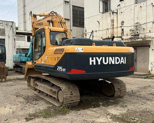 Excavadora de cadenas Hot selling !!! used excavator HYUNDAI R215-9T, R210W-9T R215-9 R220lc-9 all in good condition low price in stock on sale: foto 7