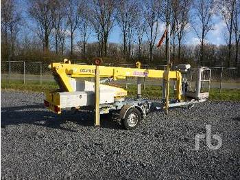 OMME 1250EZ Tow Behind - Plataforma articulada