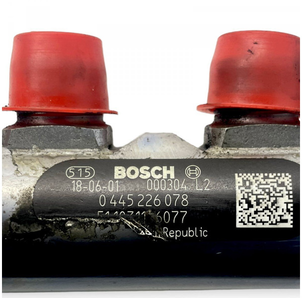 Bomba de combustible Bosch TGX 26.440 (01.07-): foto 3