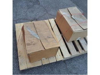  Unused Bobcat Valve Block (2 of) - 6884-25 - Válvula hidráulica