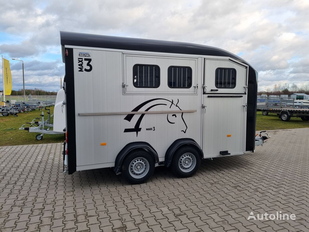 Remolque para caballos nuevo Cheval Liberté Maxi 3 Minimax trailer for 3 horses GVW 3500kg tack room saddle: foto 16