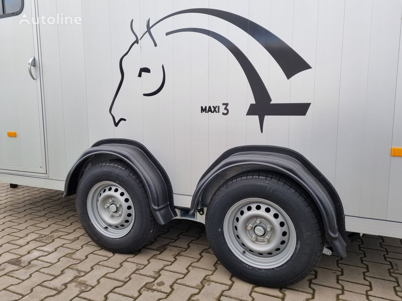 Remolque para caballos nuevo Cheval Liberté Maxi 3 Minimax trailer for 3 horses GVW 3500kg tack room saddle: foto 13