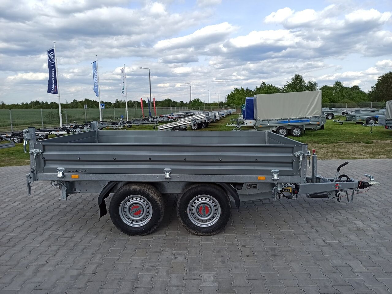 Remolque volquete nuevo Stema SHDK 35-30-18.2 kiper tipper dump trailer wywrotka 300 x 180 cm: foto 3