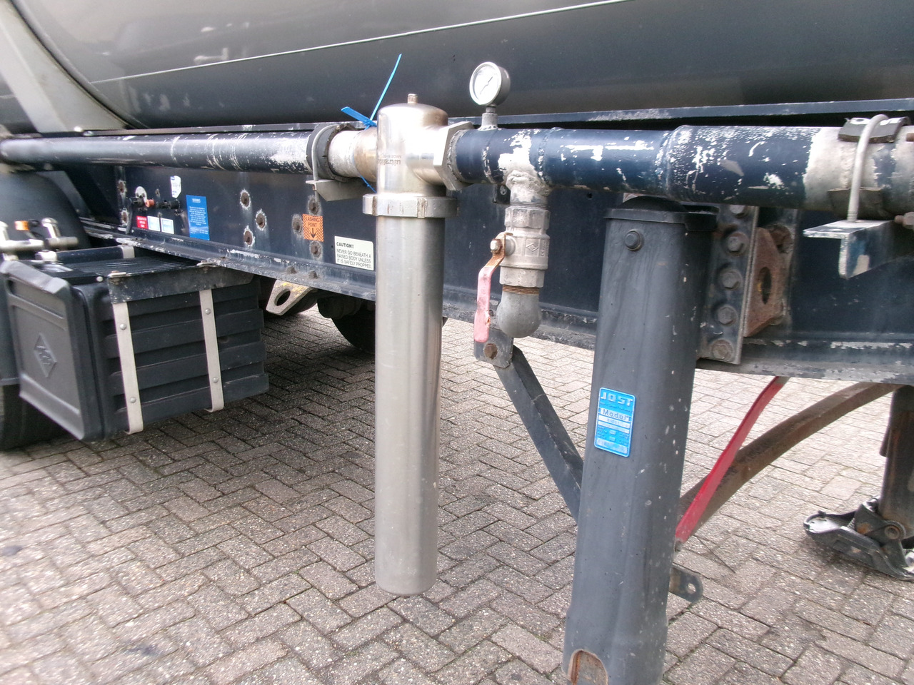 Leasing para Feldbinder Powder tank alu 38 m3 (tipping) Feldbinder Powder tank alu 38 m3 (tipping): foto 9