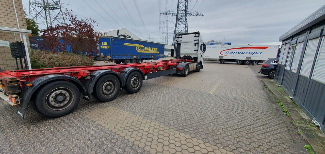 Semirremolque chasis para transporte de contenedores KÖGEL GOOSENECK: foto 4