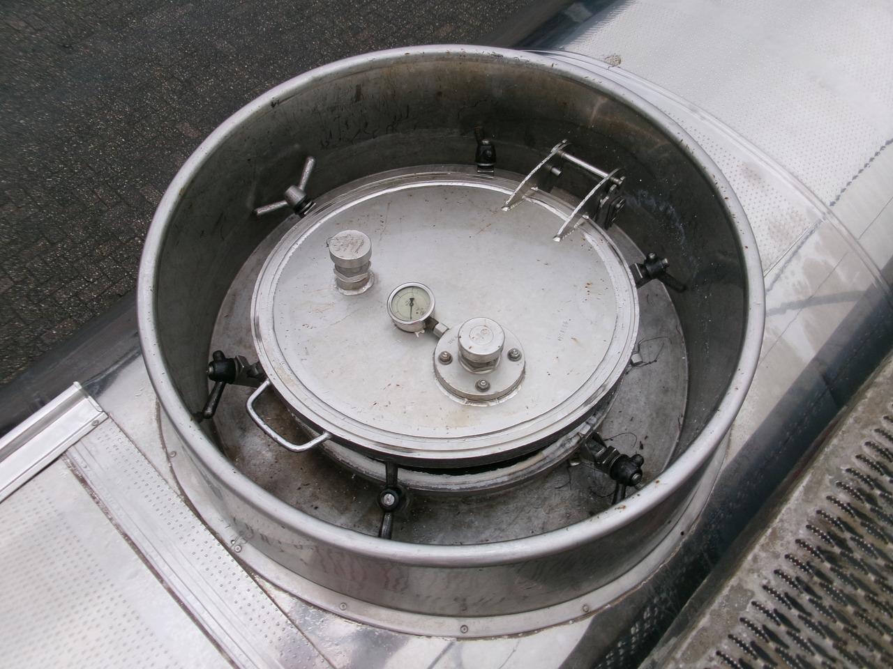 Semirremolque cisterna para transporte de substancias químicas Magyar Chemical tank inox 22.5 m3 / 1 comp ADR 29-05-2024: foto 18