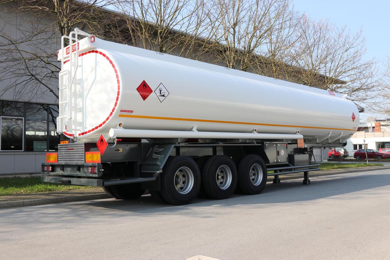 Semirremolque cisterna para transporte de combustible nuevo Sievering 45000 LITRES ADR SEMI REMORQUE CITERNE DE CARBURANT: foto 2