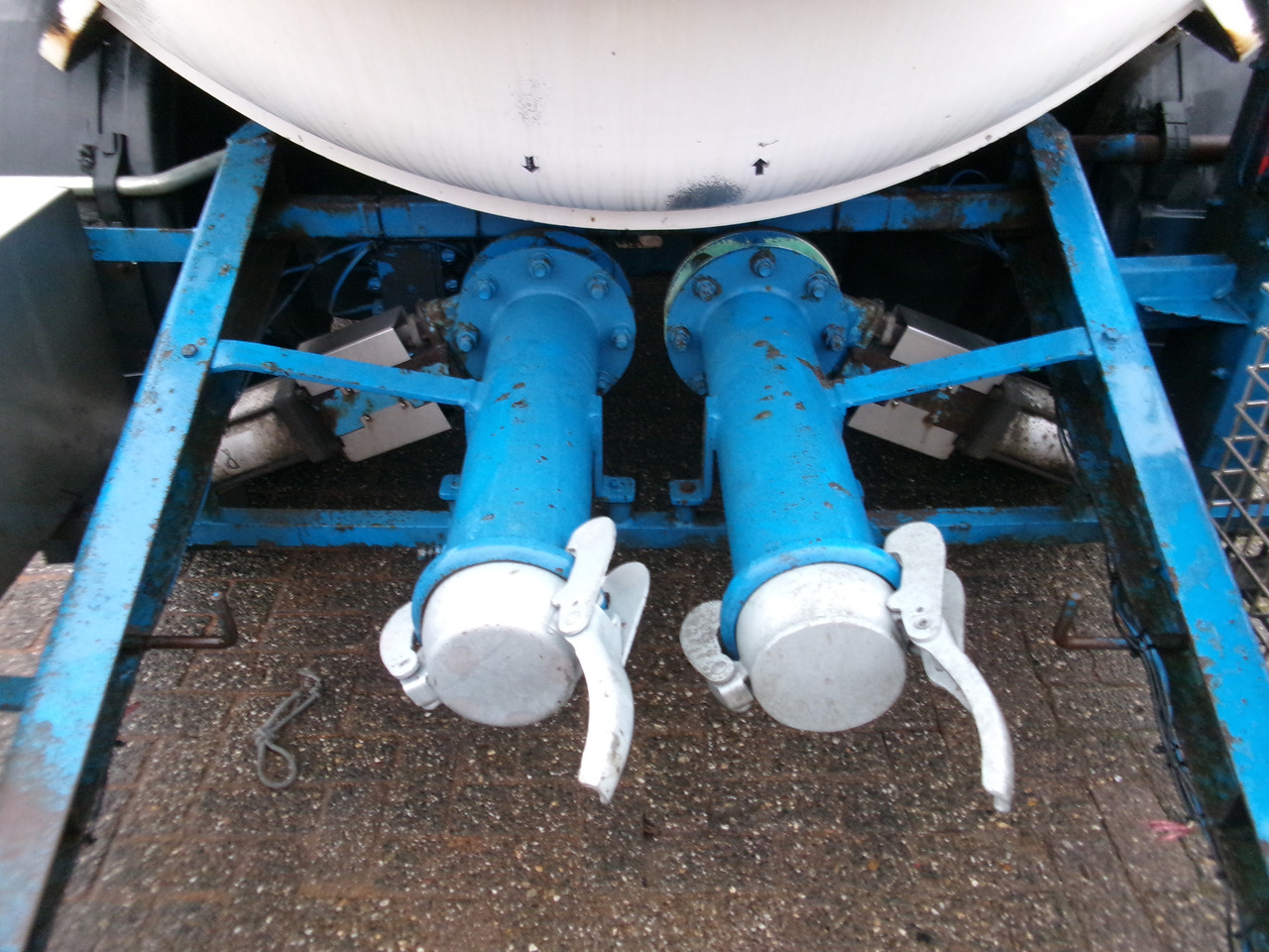 Leasing para Whale Vacuum tank inox 30 m3 / 1 comp + pump Whale Vacuum tank inox 30 m3 / 1 comp + pump: foto 17