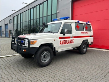 Toyota Landcruiser 4x4 Mentőautó - Ambulancia