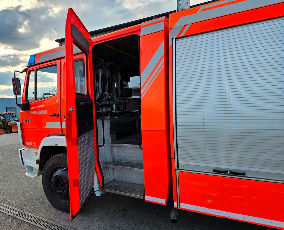 Camión de bomberos Mercedes-Benz 1324 4x4 TLF Ziegler Feuerwehr: foto 12