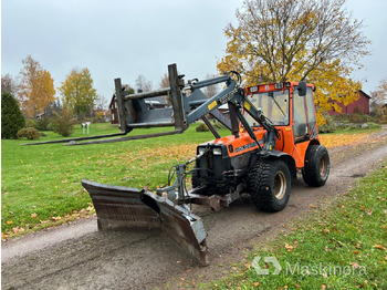  Redskapsbärare Holder C760 - Tractor municipal