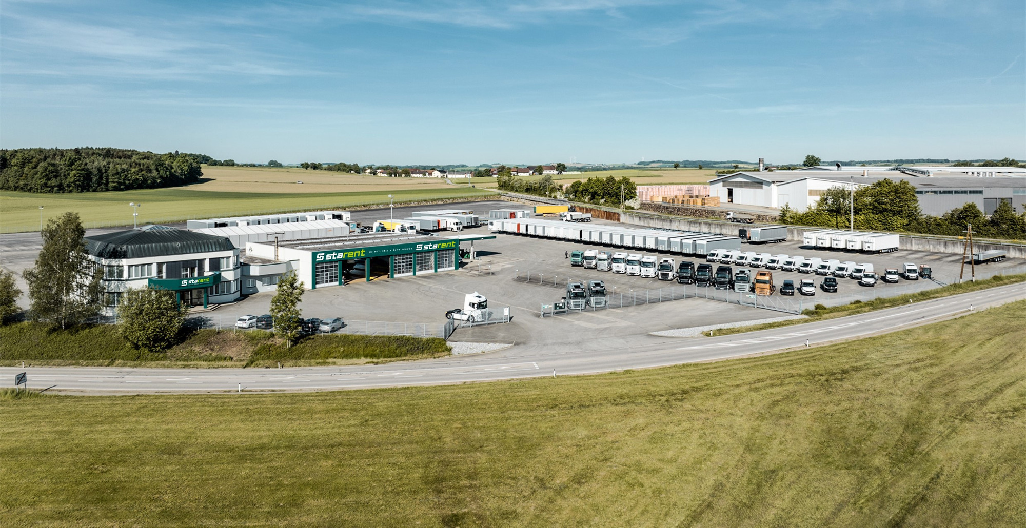 STARENT Truck & Trailer GmbH - Cabezas tractoras - caja de cambios: automática undefined: foto 1