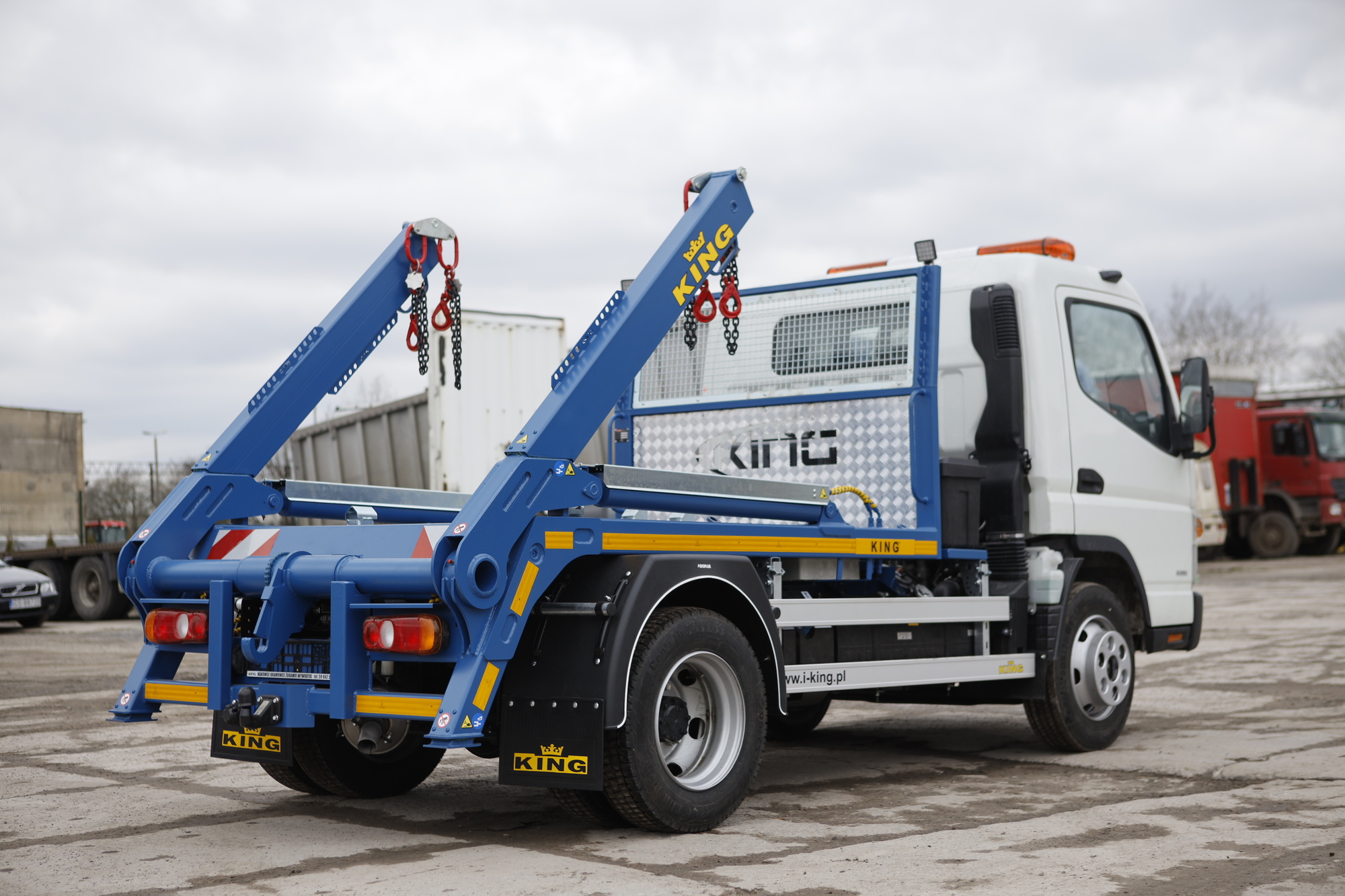 KING Vehicle Body Builder - anuncios sobre venta undefined: foto 4